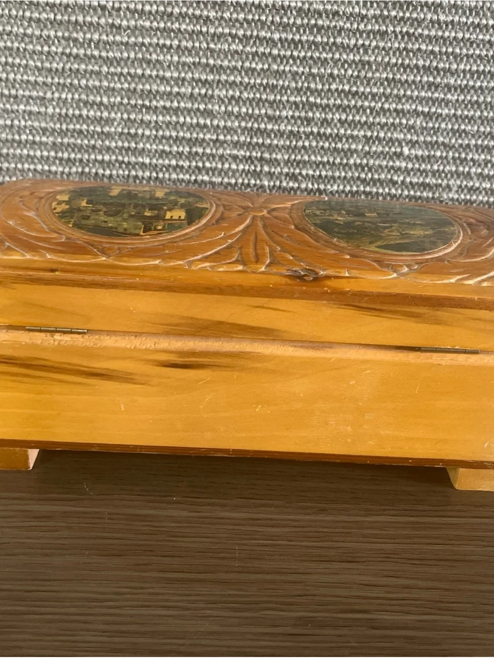 No brand elegant wooden